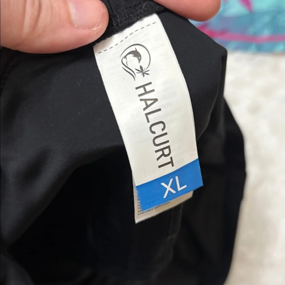 NWT Halcurt Rashguard Swim Set Size XL